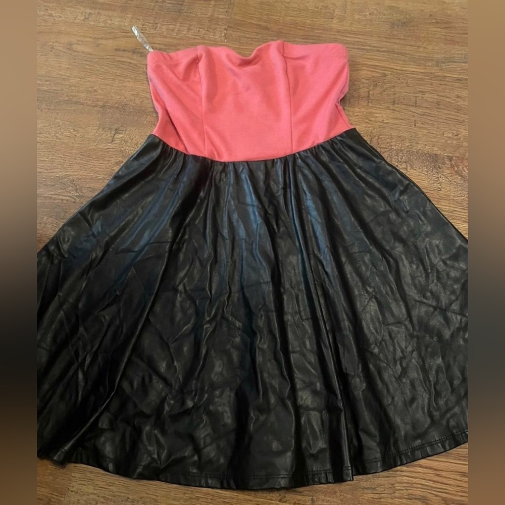 Teen vogue dress NWOT size Small S Halloween Ideas 🎃👻💀